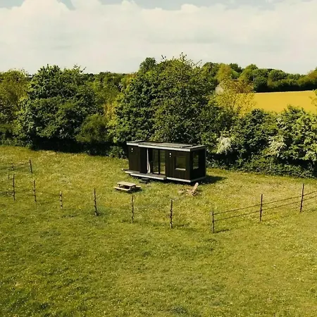 Puits Carre - Parcel Tiny House - Tiny House Pres Des Chevaux Dans Le Perche Mae-8941 * Dame-Marie (Orne)