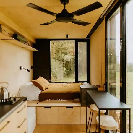 Puits Carre - Parcel Tiny House - Tiny House Pres Des Chevaux Dans Le Perche Mae-8941